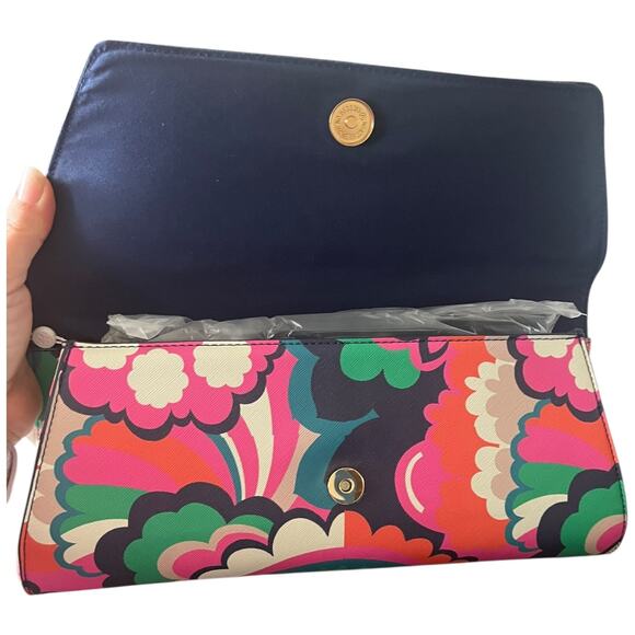 Trina Turk Summer Clutch Floral Cloud Print flap close pebbled vegan leather NWT - Picture 4 of 7
